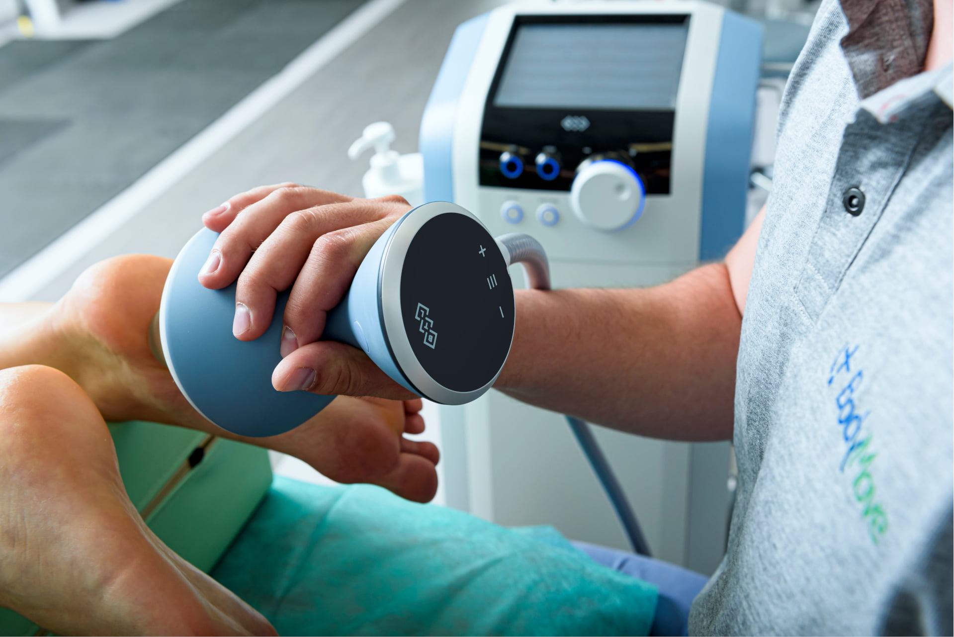 Fala uderzeniowa skupiona vs fala uderzeniowa radialna